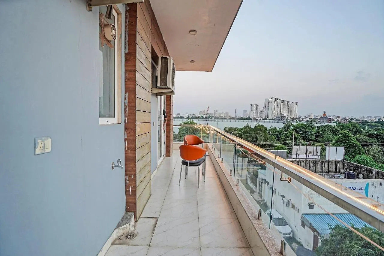 *** Guest house The Palm Suites - Medicity Gurgaon India
